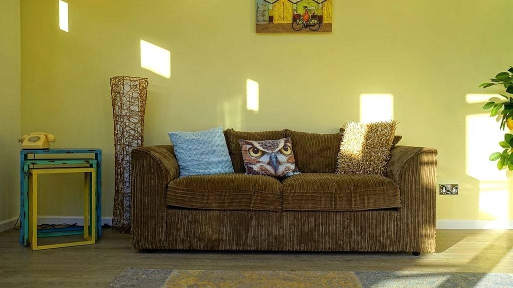 Coussin rond vs coussin carré : un accessoire indispensable
